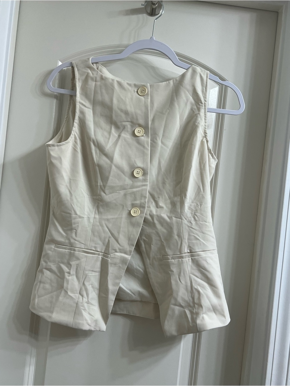 CIDER Cream Button-Front Sleeveless Tailored Vest